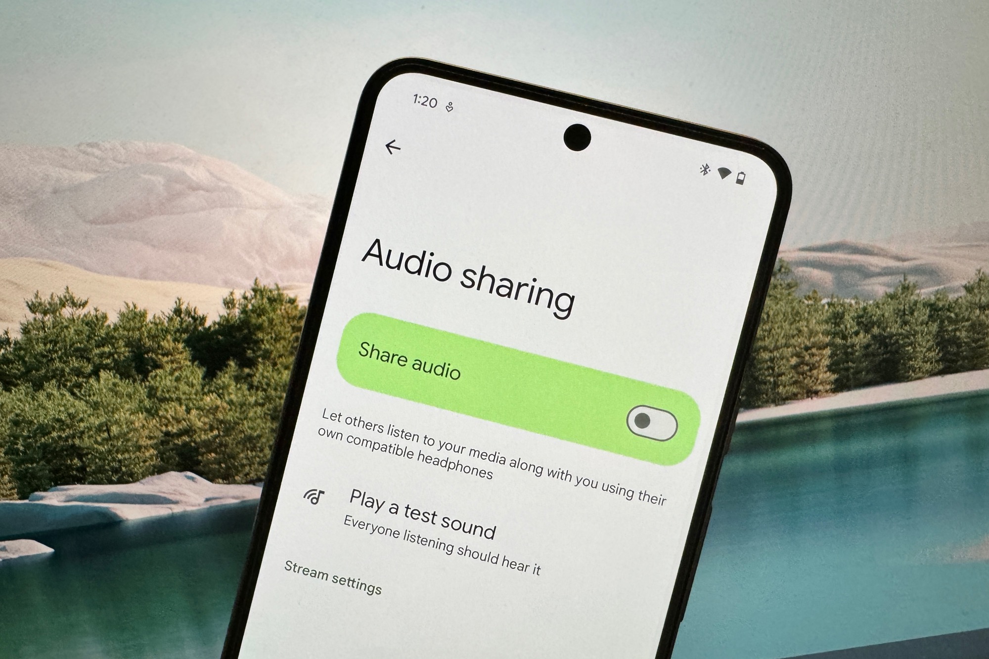 Audio sharing system in Android 15.