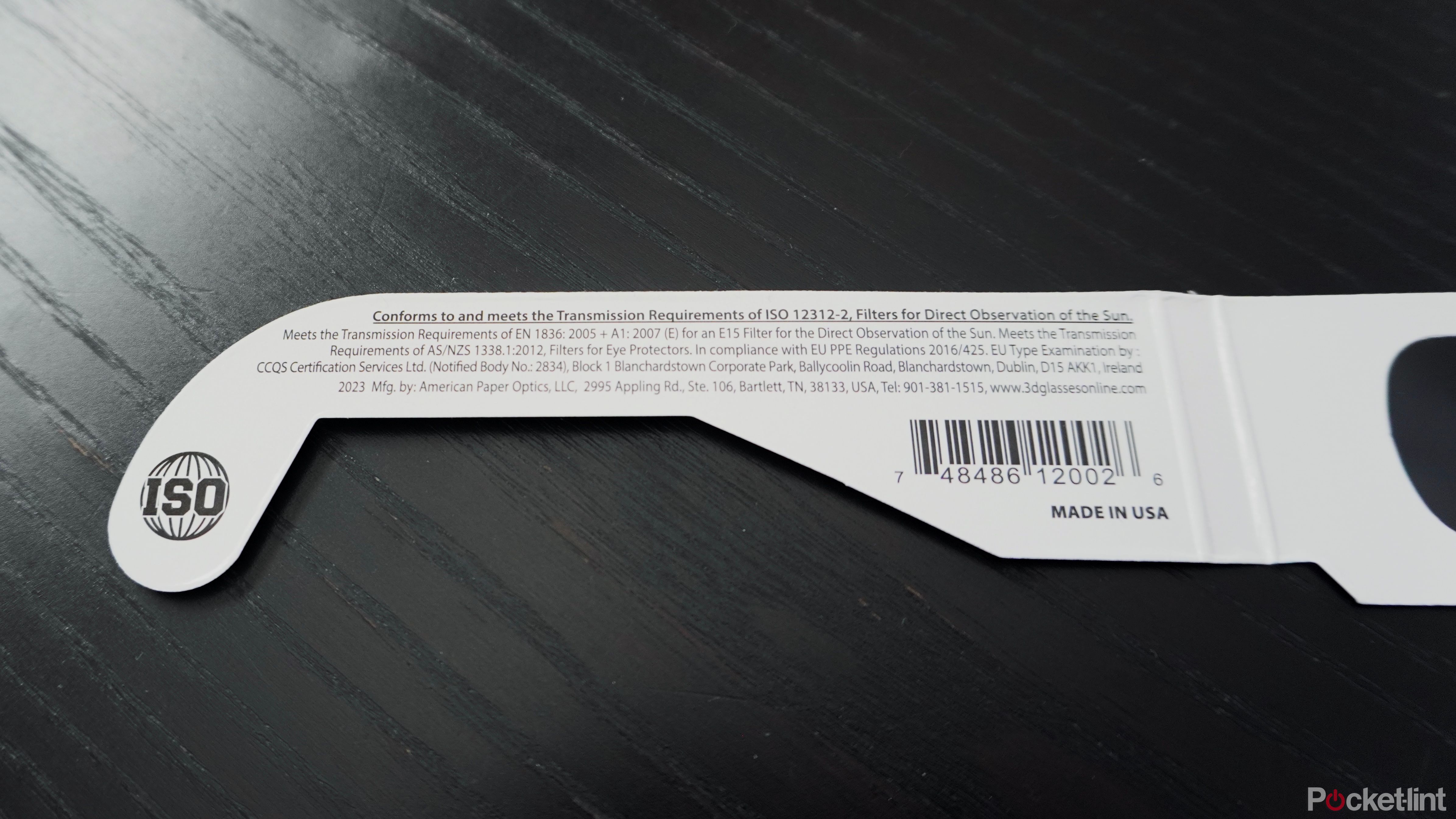 The label confirming solar eclipse glasses meet ISO requirements.